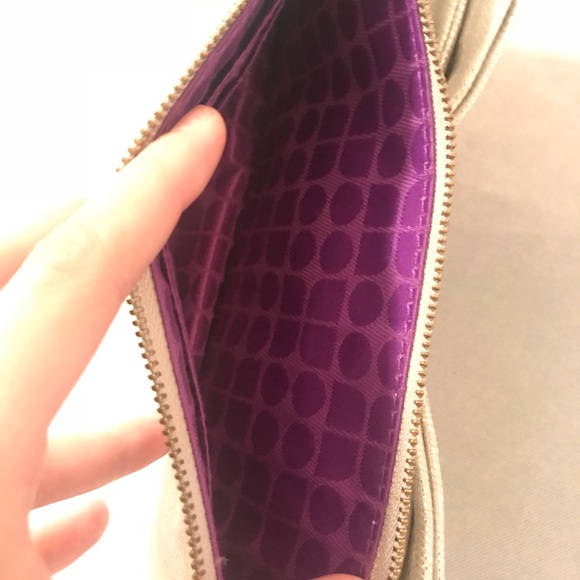 Silver Kate Spade wristlet clutch with bow - Picture 5 of 5